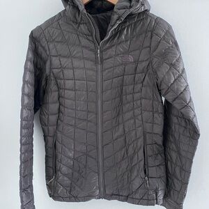 North face gray silver jacket size small